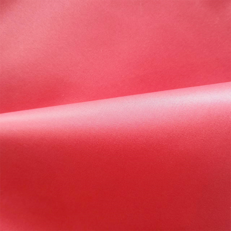 TMIE-08-1-1 70GSM 122cm Éadaí Léine Fabraic Bog agus Snasta Ábhar poileistir 100% Daite le Fabraic Poplin poileistir Snasta
